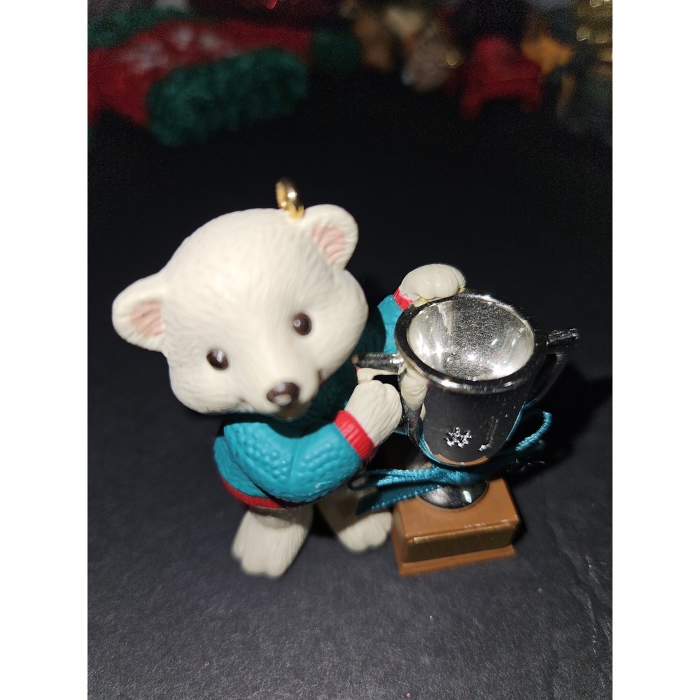 1994‎ Hallmark Keepsake Worlds Greatest Dad Polar Bear